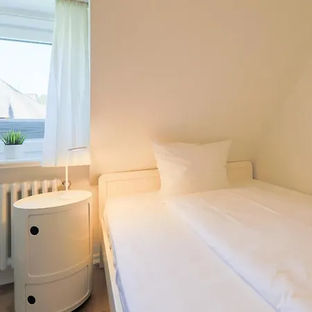 Haus Treibholz Holiday home *