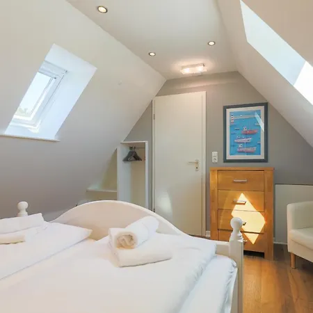 Holiday home Haus Treibholz